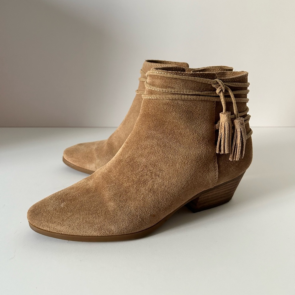 Vince Camuto Camel Suede Leather Ankle Booties Size 8